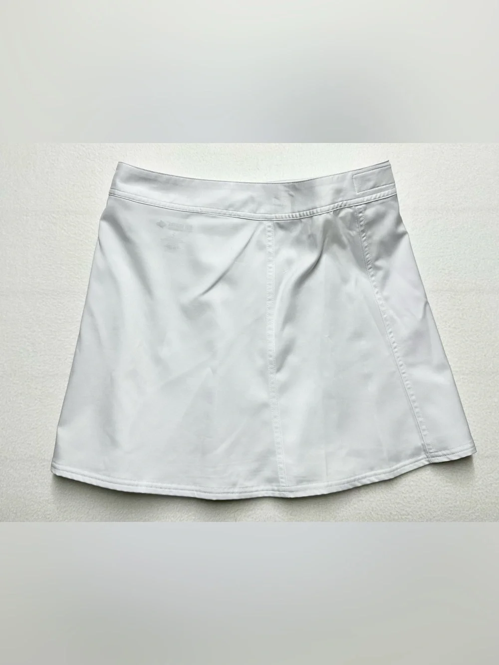 Reel Legends Wrap Skirt • Small • White Velcro Performance Outdoor